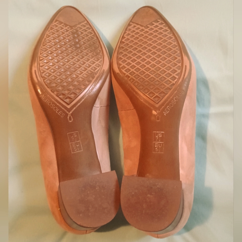 🤎 EUC Tan Suede Womens Aerosoles 7.5 Chunky Heel Meeting Interview Office - Picture 4 of 6